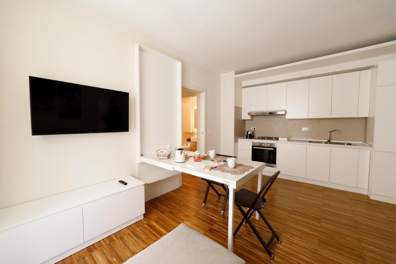 I Vicoli Exclusive Apartments Fondi Buitenkant foto