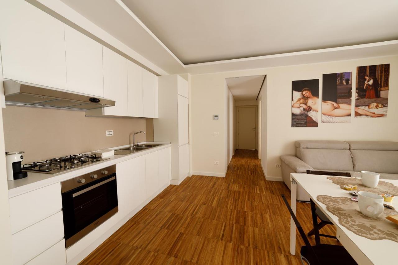 I Vicoli Exclusive Apartments Fondi Buitenkant foto